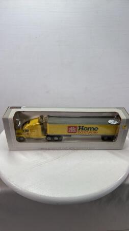 HOME HARDWARE FREIGHTLINER SEMI