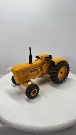 JOHN DEERE 5010 TRACTOR