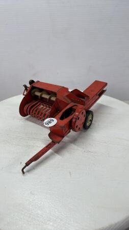 TRU-SCALE BALER