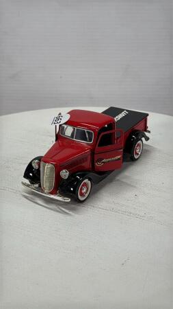 COCKSHUTT FARM EQUIPMENT 1937 FORD TRUCK
