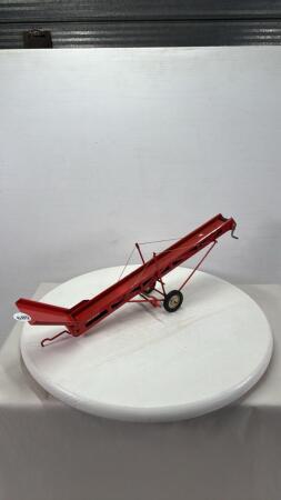 TRU-SCALE BALE ELEVATOR