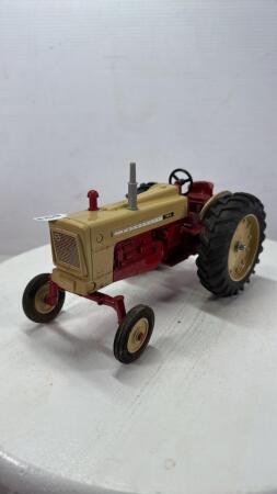 COCKSHUTT 560 DIESEL TRACTOR