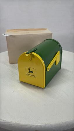 JOHN DEERE MAILBOX BANK