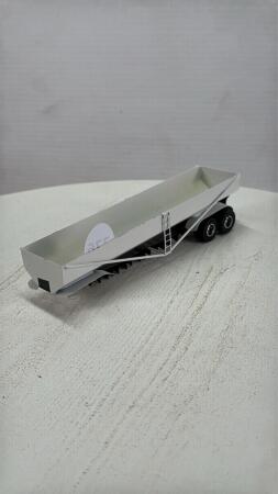 CUSTOM BUILT DUAL AXLE SEMI TRAILER