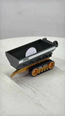 CAT VFS 50 FERTILIZER CART WITH AUGER