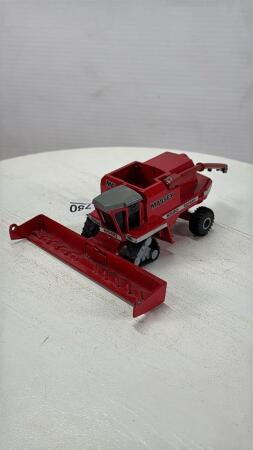 MASSEY FERGUSON 8590 COMBINE CUSTOM TRACKS