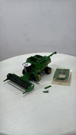 CUSTOM JOHN DEERE 9600 COMBINE WITH DUALS