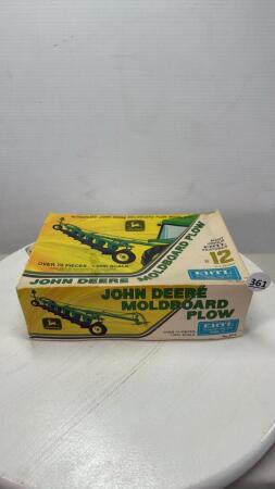 JOHN DEERE MOLDEBOARD PLOW MODEL KIT