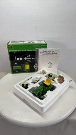 JOHN DEERE 140 PRECISION 2 LAWN & GARDEN TRACTOR