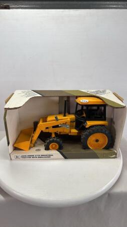 JOHN DEERE 2755 INDUSTRIAL TRACTOR WITH LOADER