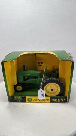 JOHN DEERE MODEL A NARROW TRACTOR