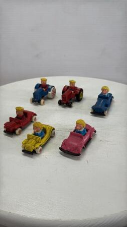 LOT OF 6 TOY FARMER ZEKE & MILDRED COLLECTIBLES