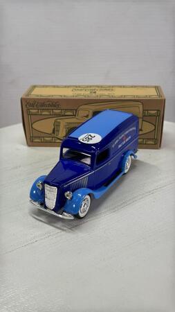 ELMIRA MAPLE SYRUP FESTIVAL 1936 FORD PANEL VAN
