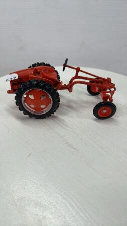 1948 ALLIS CHALMERS G TRACTOR