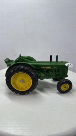 JOHN DEERE R DIESEL TRACTOR