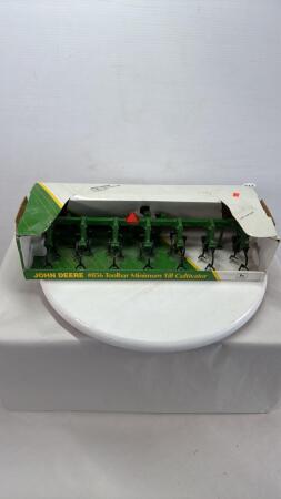 JOHN DEERE # 856 TOOLBAR MINIUMUM TILL CULTIVATOR