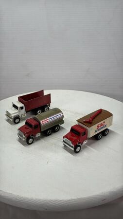(3) STRAIGHT TRUCKS