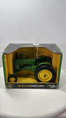 JOHN DEERE A TRACTOR
