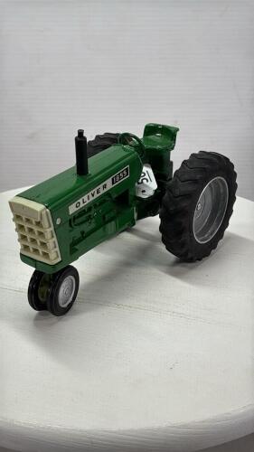 OLIVER 1855 NARROW TRACTOR