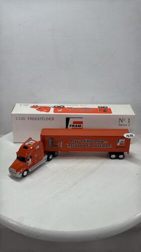 FRAM FREIGHTLINER SEMI
