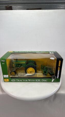 JOHN DEERE 420 TRACTOR WITH KBL DISC