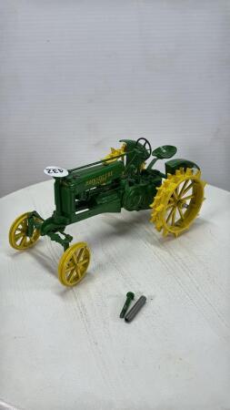 JOHN DEERE STEEL WHEELED TRACTOR