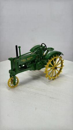 JOHN DEERE GP STEEL WHEEL NARROW TRACTOR