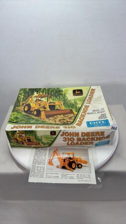 JOHN DEERE 310 BACKHOE LOADER MODEL KIT