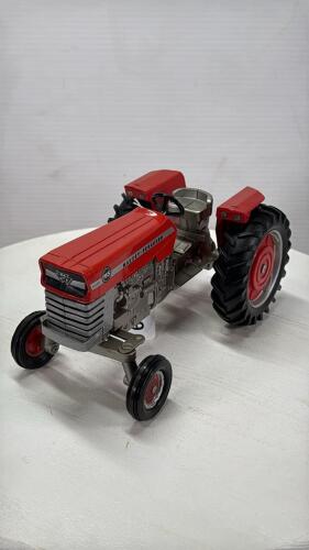MASSEY FERGUSON 165 DIESEL TRACTOR
