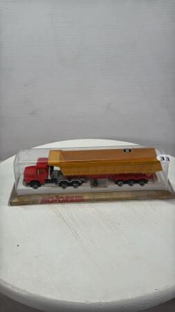 SCANIA TRUCK WITH DUMP TRAILER