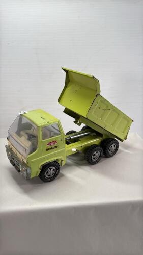 TONKA HYDRAULIC DUMP TRUCK
