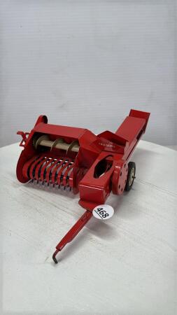 TRU-SCALE SQUARE BALER