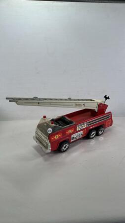 TONKA FIRE LADDER TRUCK