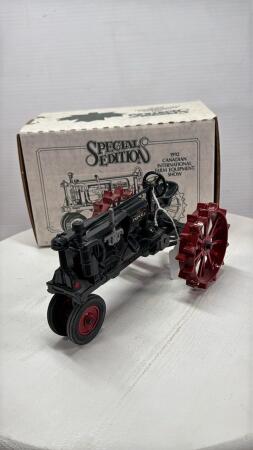 MCCORMICK DEEERING FARMALL F-20 TRACTOR