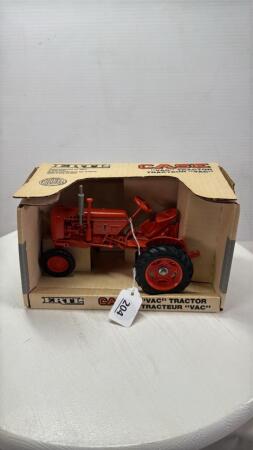 CASE VAC NARROW TRACTOR