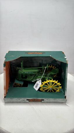 1937 JOHN DEERE MODEL G NARROW TRACTOR