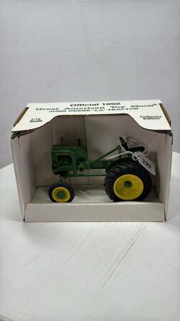 JOHN DEERE LA TRACTOR