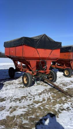 Bruns Approx. 225bu Gravity Wagon