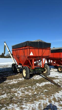 Approx. 350bu Gravity Wagon