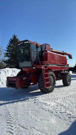 Case IH 1640 Axial Flow 4WD Diesel Combine