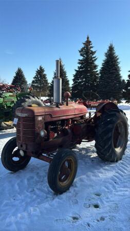 Farmall W-4 Standard Gas Tractor