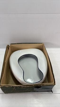 BED PAN