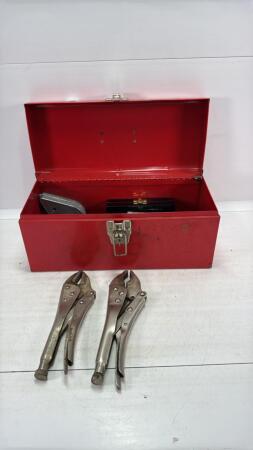 RED METAL TOOLBOX