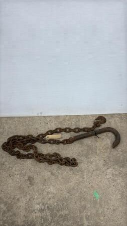 10FT - 3/8IN CHAIN WITH 2 HOOKS - SEE NOTES