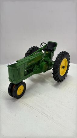 JOHN DEERE 50 NARROW TRACTOR