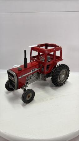 MASSEY FERGUSON 1105 TRACTOR