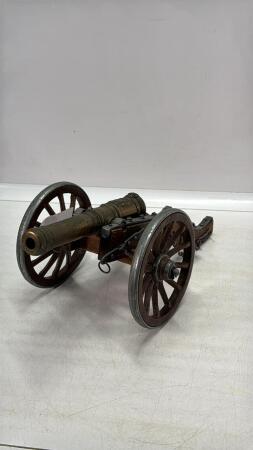 WOODEN & BRASS CANON