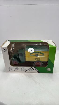 JOHN DEERE 1926 MACK "BULLDOG" DELIVERY VAN