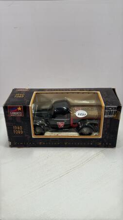 TSC 1940 FORD PICKUP