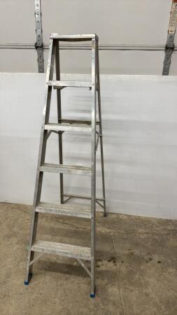 6FT ALUMINUM STEP LADDER